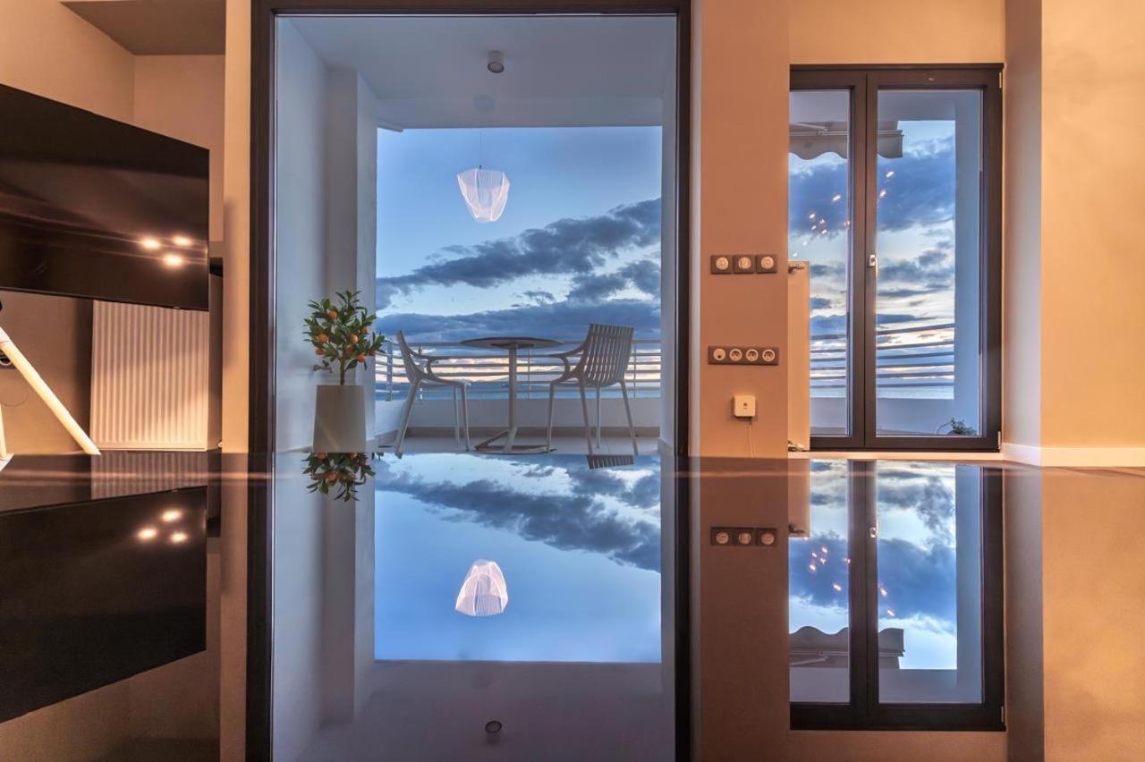 Iconic Salonica Suite Seafront Buitenkant foto