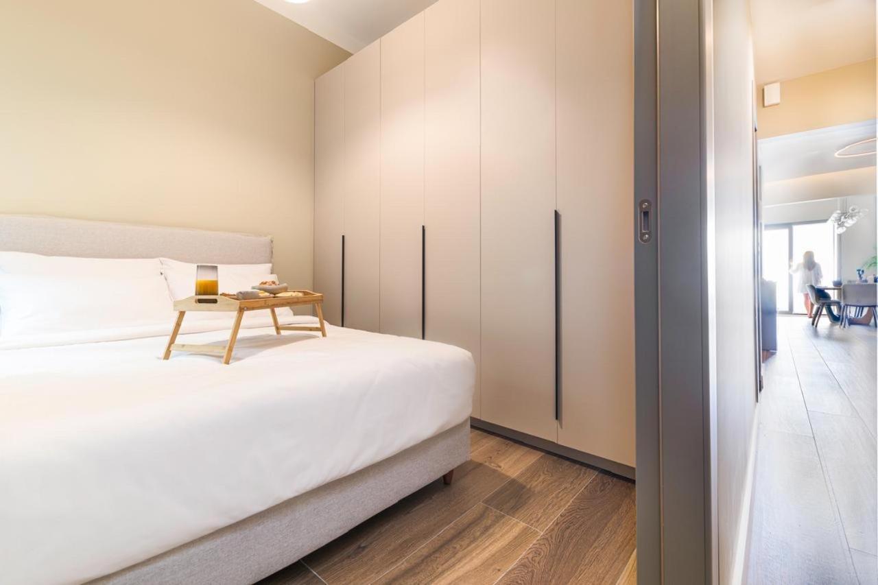 Iconic Salonica Suite Seafront Buitenkant foto